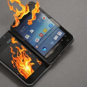 Default_smartphone_con_quemandose_fuego_1